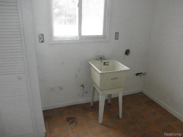20052 Inkster 009