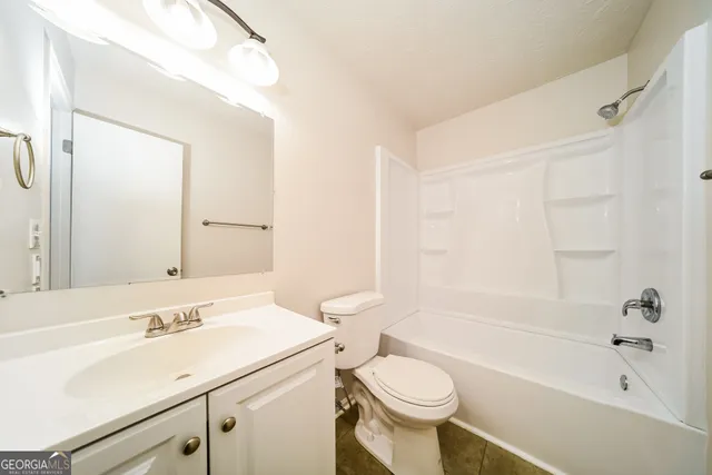 $2,120 | 5338 Olde Street, Stone Mountain, GA 30088