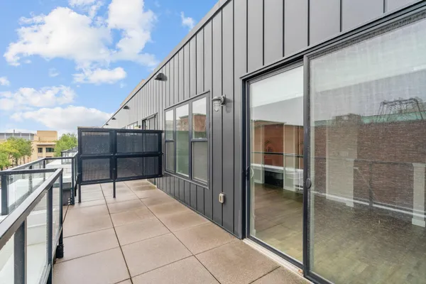 $4,630 | 120 Hennepin Avenue, Unit 121, Minneapolis, MN 55401