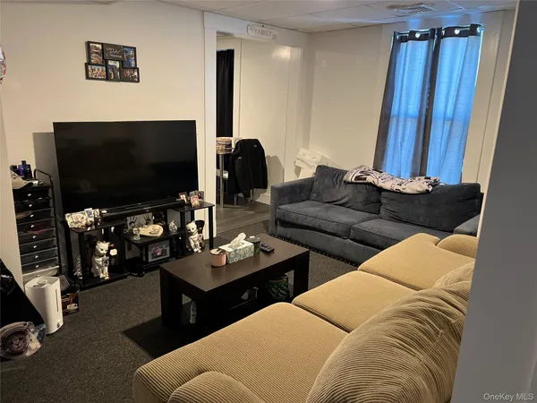 $2,500 | 53 Gleneida Avenue, Unit 3N, Carmel, NY 10512