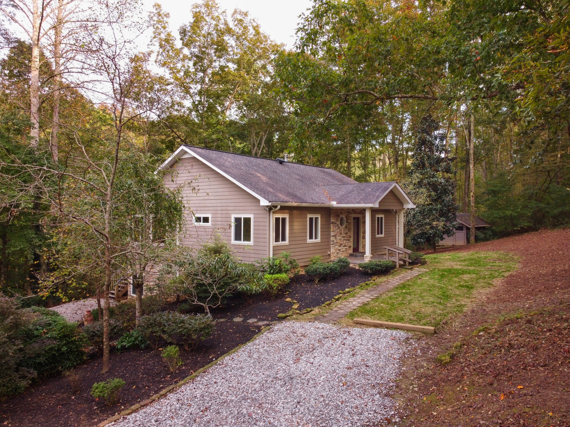 1310 Dawson Road White Bluff, TN 37187 - Photo 3 of 41 Gallery Image 3