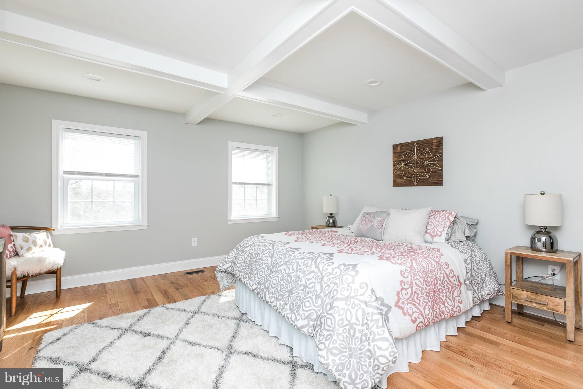 3538 Roland Avenue Baltimore, MD 21211 - Photo 8 of 29 Bedroom (Master)