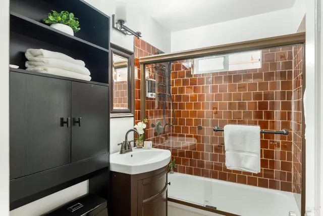 $625,000 | 72 Bellevue Avenue, Napa, CA 94558