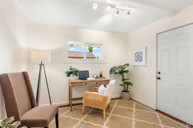 $625,000 | 72 Bellevue Avenue, Napa, CA 94558