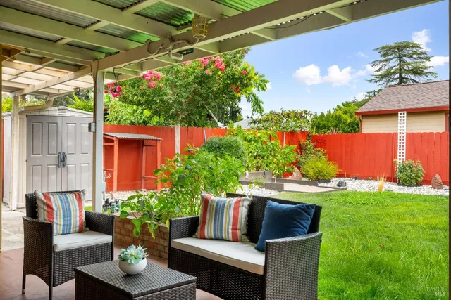 $625,000 | 72 Bellevue Avenue, Napa, CA 94558