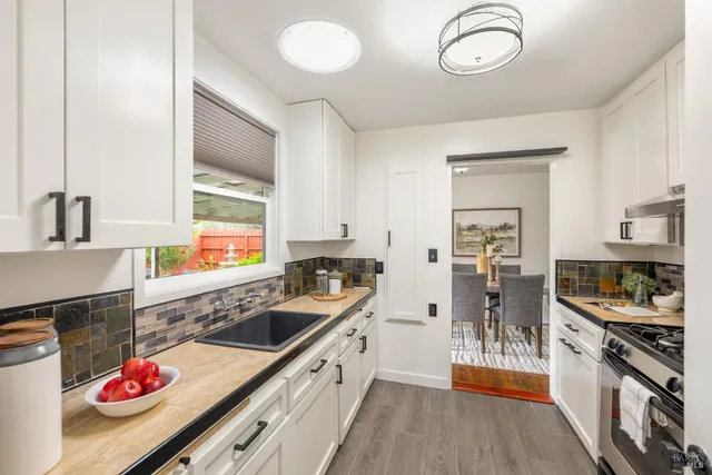 $625,000 | 72 Bellevue Avenue, Napa, CA 94558