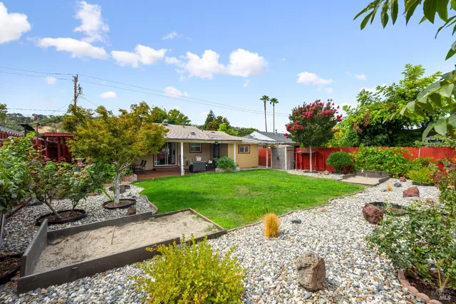 $625,000 | 72 Bellevue Avenue, Napa, CA 94558