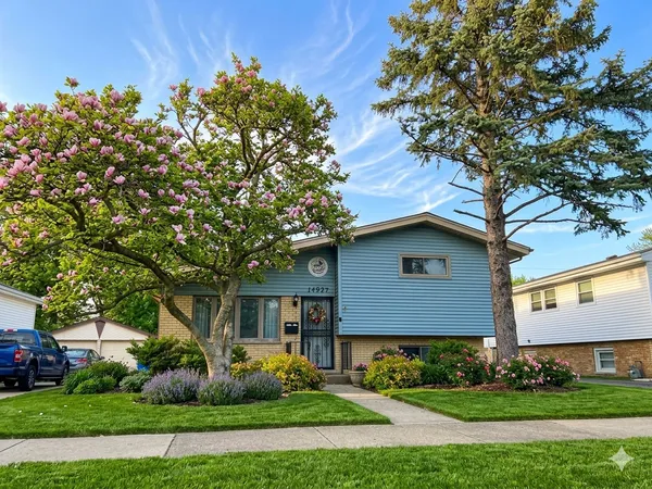 $254,900 | 14927 Kenton Avenue, Midlothian, IL 60445