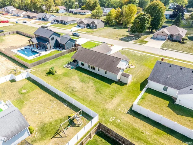 $289,000 | 951 Hawthorn Lane, Columbia City, IN 46725