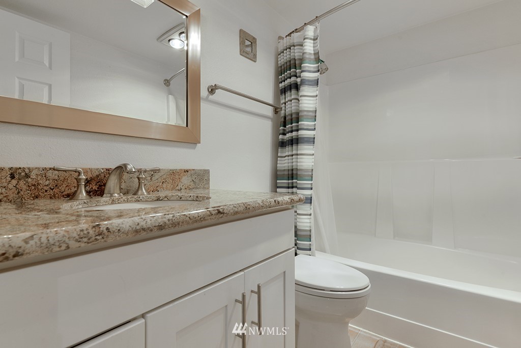 19231 135th Avenue Southeast Renton, WA 98058 - Photo 13 of 25 Gallery Image 13