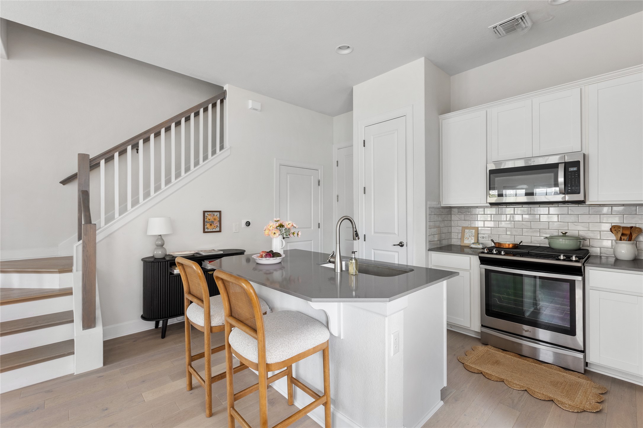 2906 Zach Scott Street Austin, TX 78723 - Photo 10 of 40