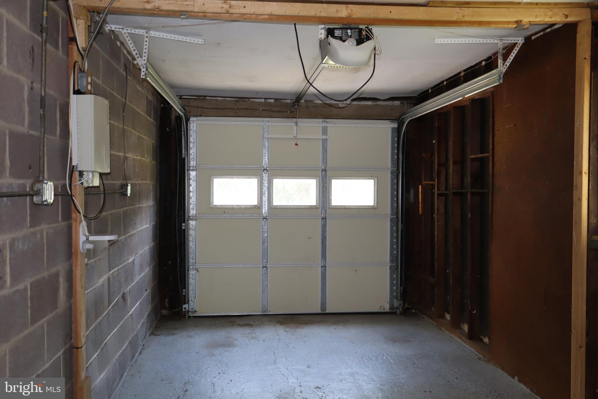 8629 Patton Road Glenside, PA 19038 - Photo 11 of 30