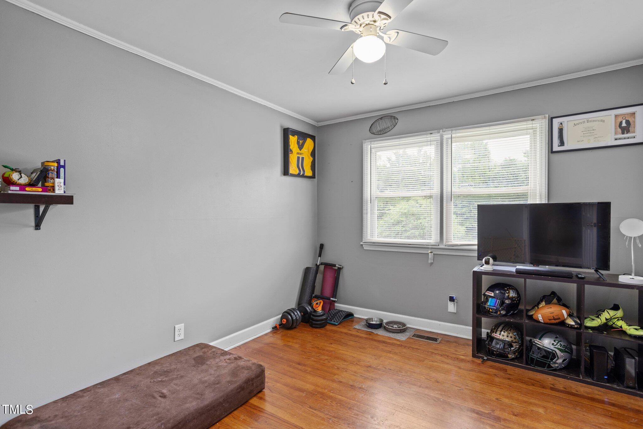 560 Wayview Road Henderson, NC 27537 - Photo 18 of 32 25-web-or-mls-1D9A2678
