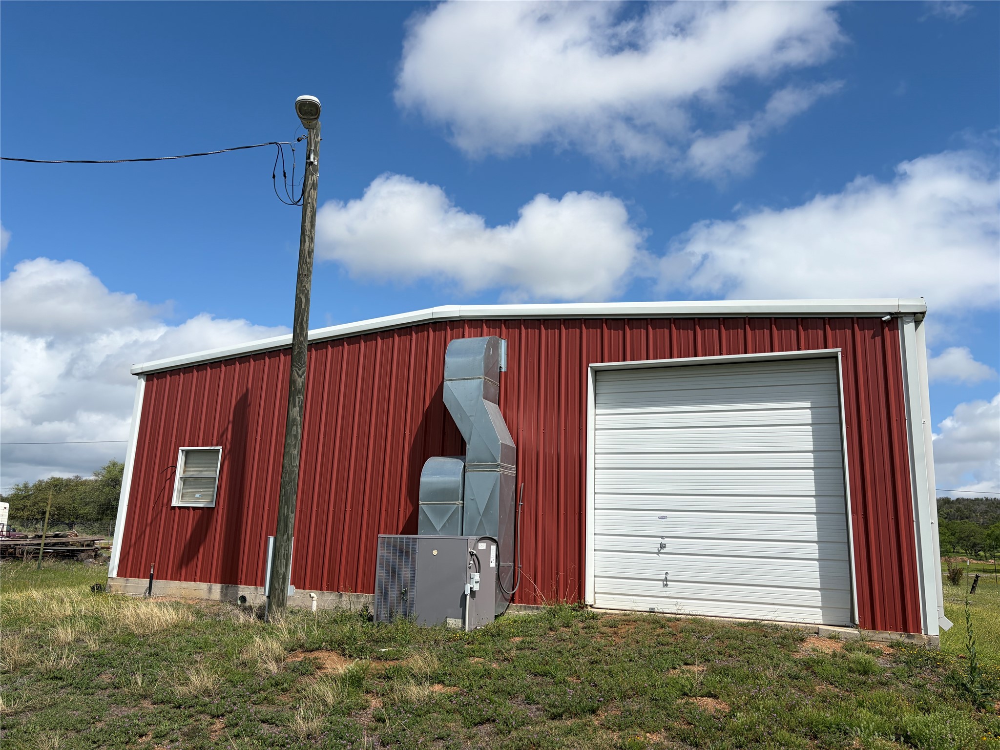1060 Ranch Road 3404 Kingsland, TX 78639 - Photo 6 of 15 Back of building