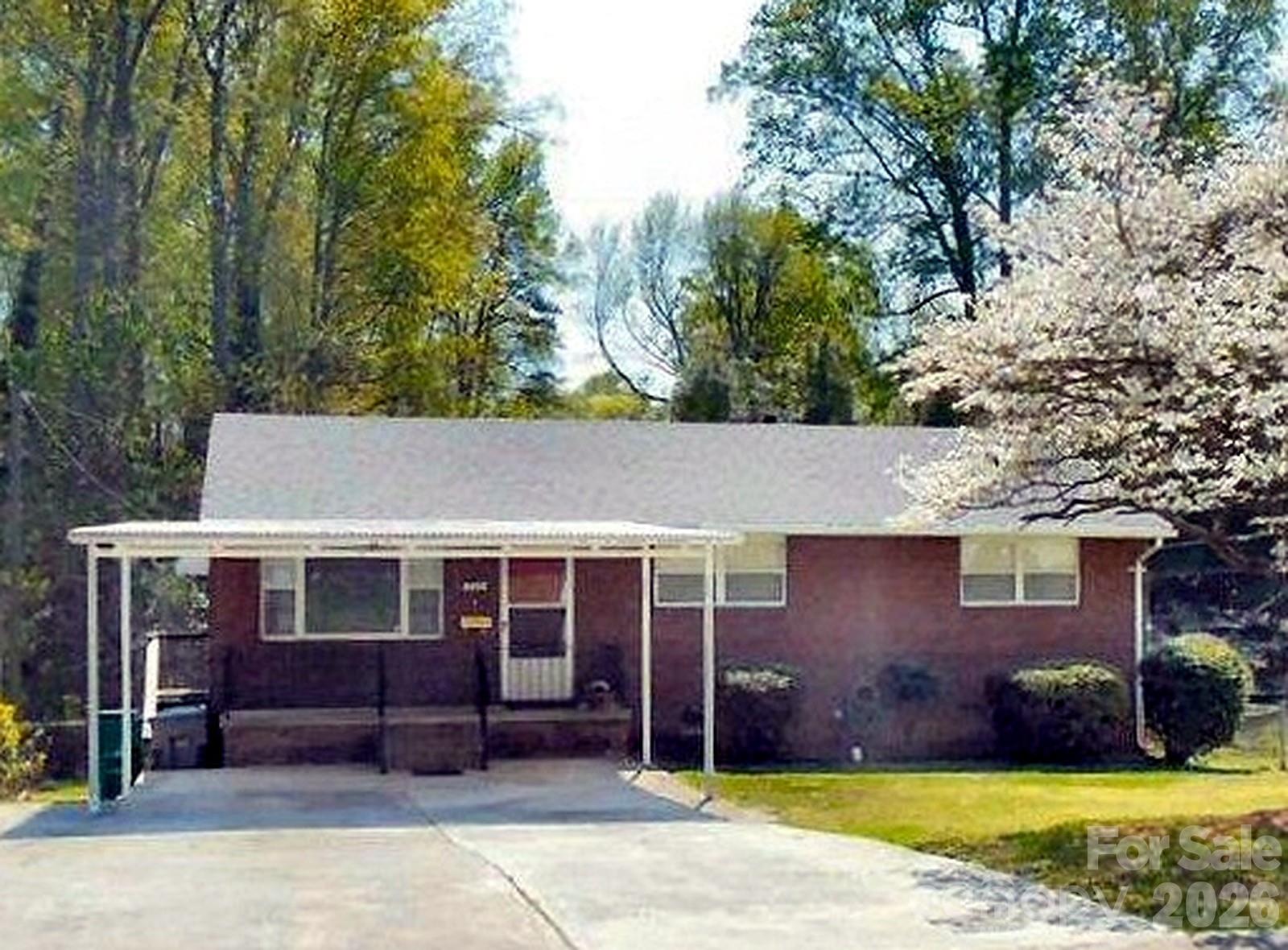 710 Manhasset Road Charlotte, NC 28209 - Photo 2 of 24 Gallery Image 2