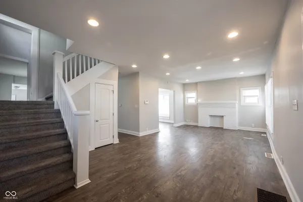 $1,950 | 3117 North Park Avenue, Indianapolis, IN 46205