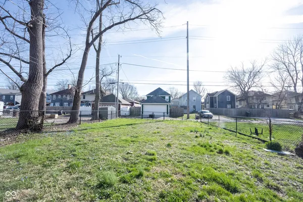 $1,950 | 3117 North Park Avenue, Indianapolis, IN 46205