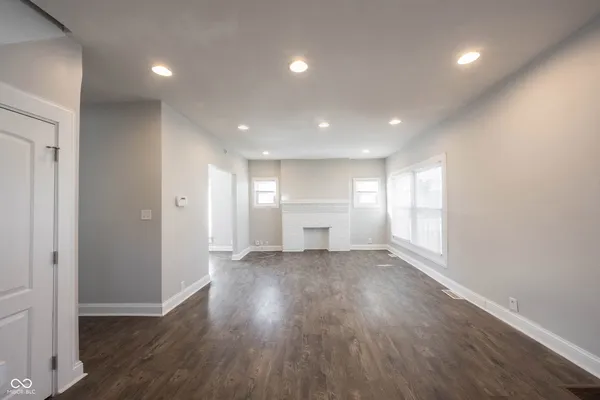 $1,950 | 3117 North Park Avenue, Indianapolis, IN 46205