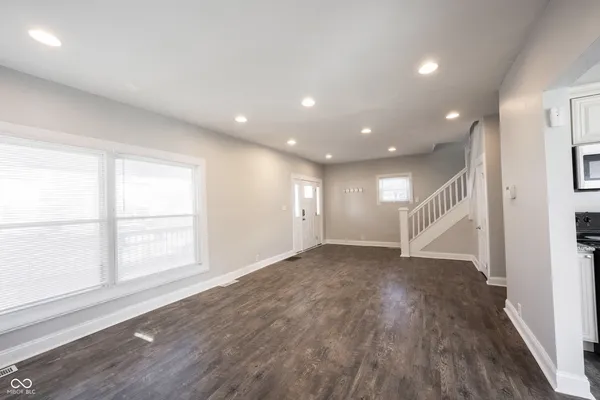 $1,950 | 3117 North Park Avenue, Indianapolis, IN 46205