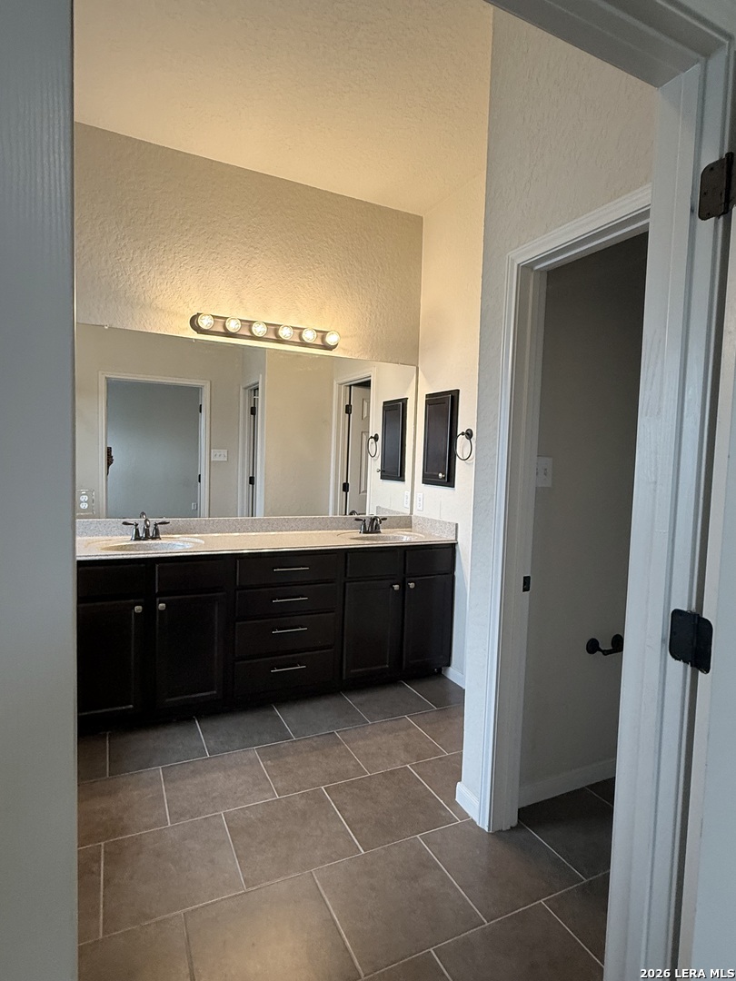 9010 Phoenix Converse, TX 78109 - Photo 21 of 22
