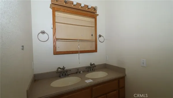 $350,000 | 16053 31st Avenue, Clearlake, CA 95422