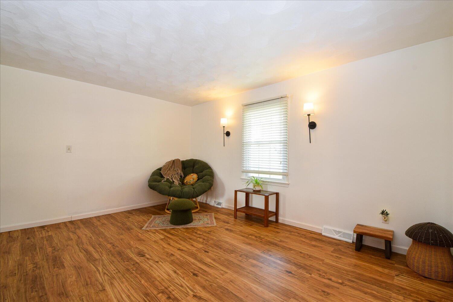 7125 Cedar Crest Road Roanoke, VA 24019 - Photo 12 of 30 04-7125 Cedar Crest-4