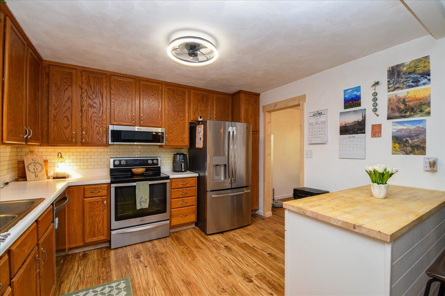 7125 Cedar Crest Road Roanoke, VA 24019 - Photo 14 of 30 08-7125 Cedar Crest-8