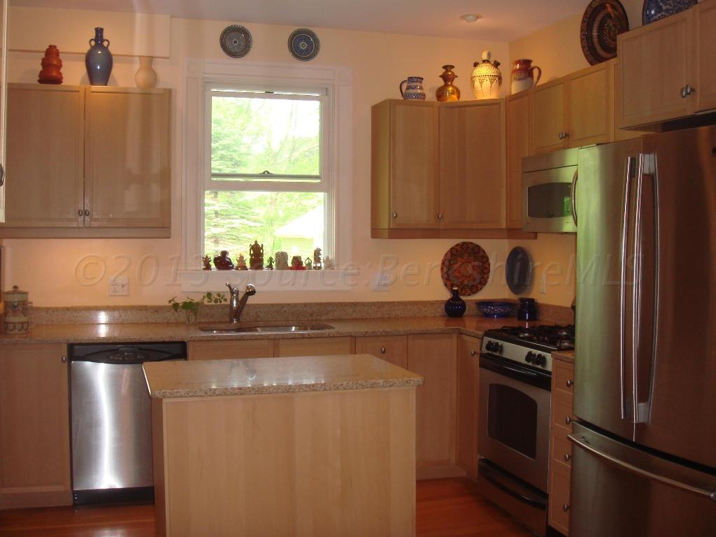 211 Luce Road Williamstown, MA 01267 - Photo 4 of 24 Kitchen