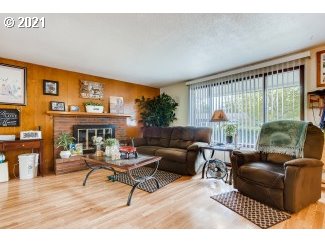 3453 D Street Hubbard, OR 97032 - Photo 7 of 25 Gallery Image 7