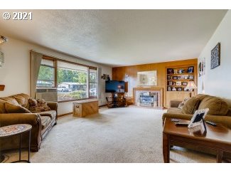 3453 D Street Hubbard, OR 97032 - Photo 8 of 25 Gallery Image 8