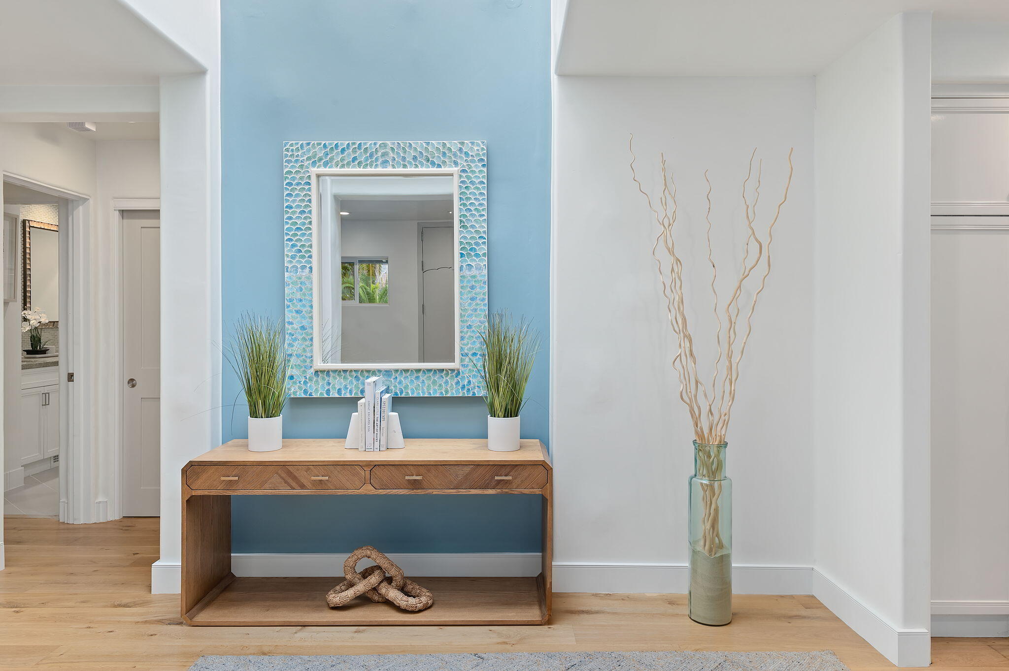 1126 Hill Road Montecito, CA 93108 - Photo 13 of 43 4-web-or-mls-04 - Foyer