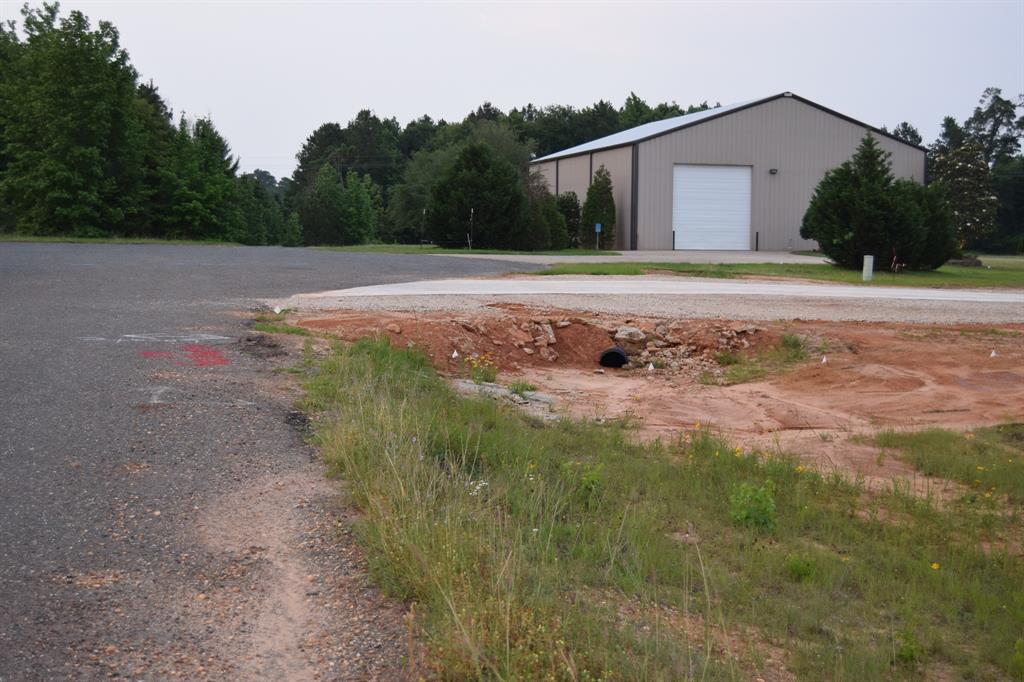 6 B Ryan's Way Minden, LA 71055 - Photo 4 of 4 a view of a backyard of the house