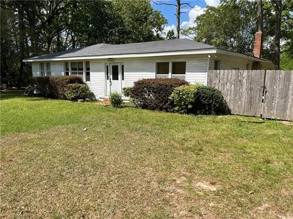 $109,000 | 243 Longstreet Drive, Pineville, LA 71360