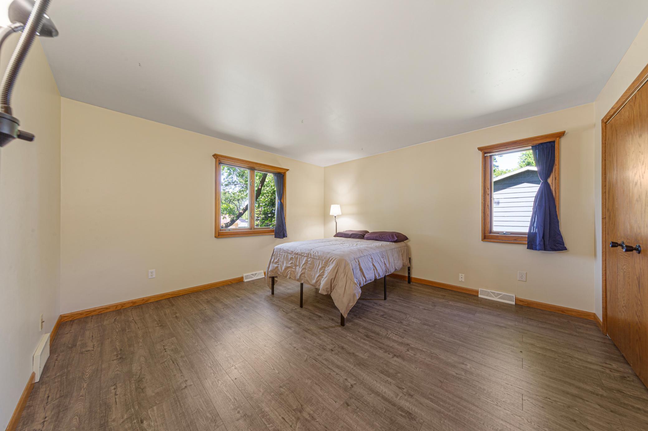 421 10th Avenue Southeast Faribault, MN 55021 - Photo 21 of 50
