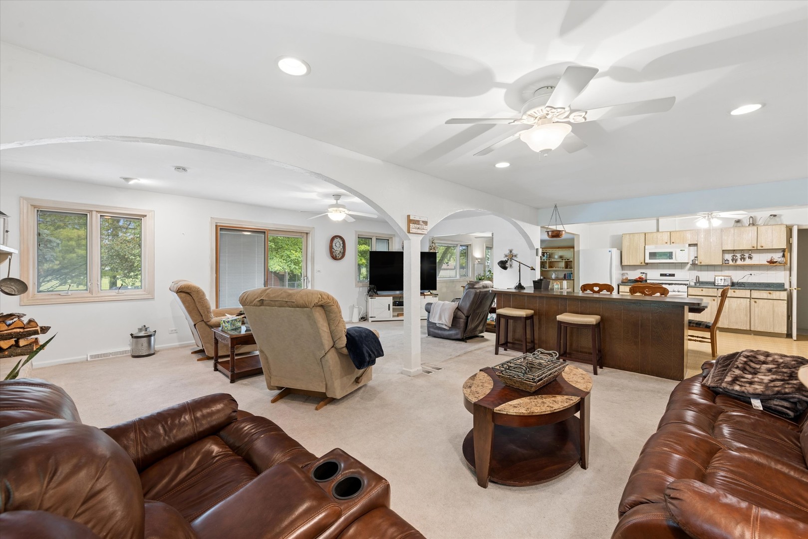 459 West Millers Road Des Plaines, IL 60016 - Photo 5 of 18