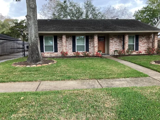 $475,000 | 12374 Westella Drive, Houston, TX 77077