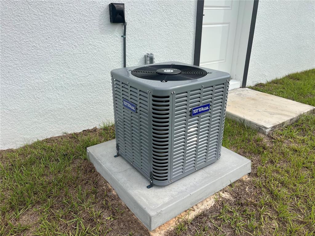 7209 Ancha Street Sebring, FL 33872 - Photo 18 of 20 a close view of sink