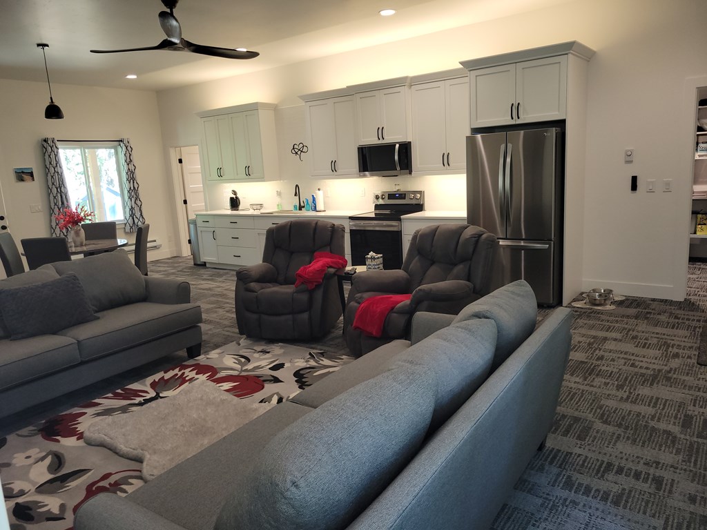 579 Noland Road Cascade, ID 83611 - Photo 11 of 31