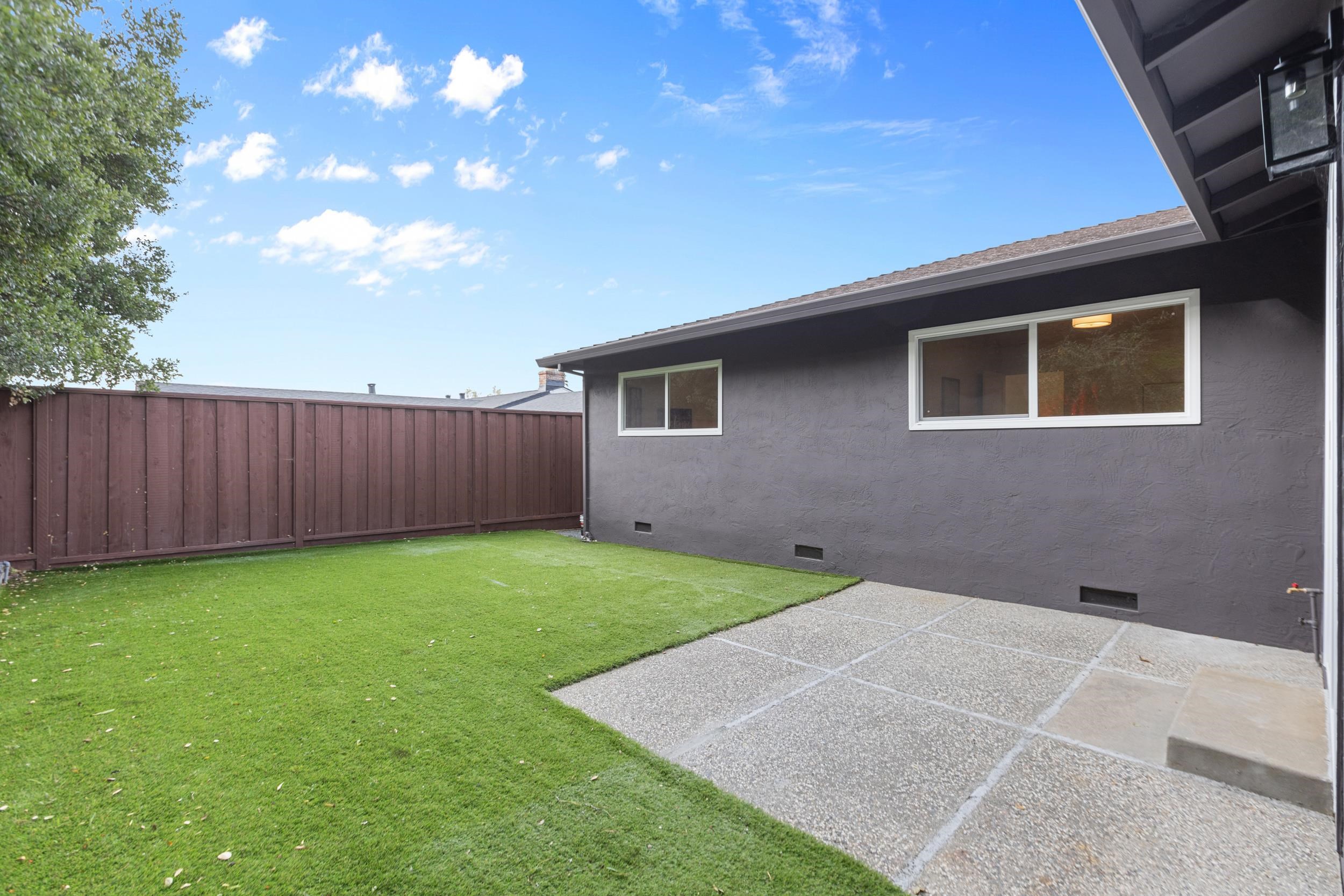 4072 Oak Hill Road Oakland, CA 94605 - Photo 38 of 41