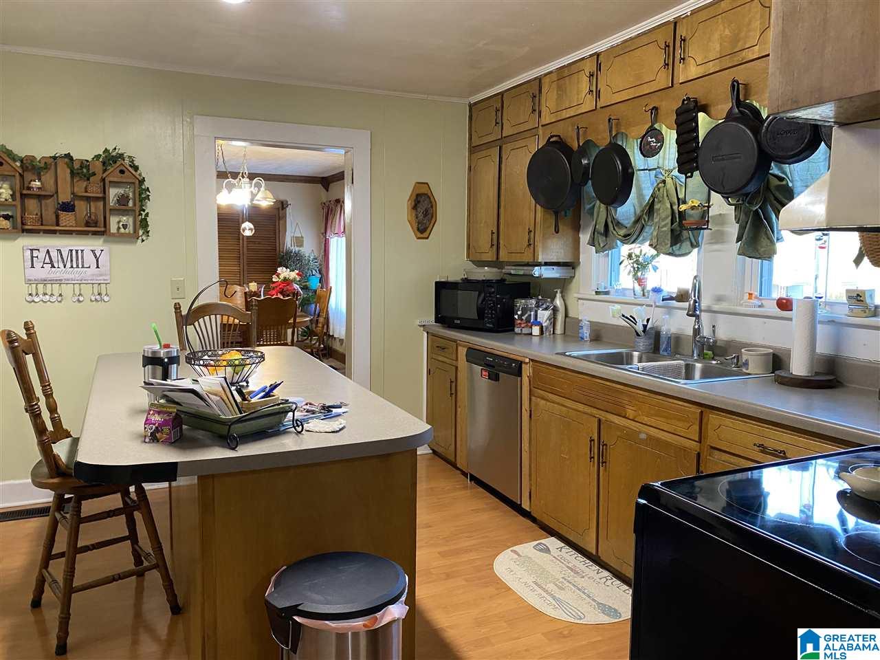 301 Johnson Street Weaver, AL 36277 - Photo 4 of 17