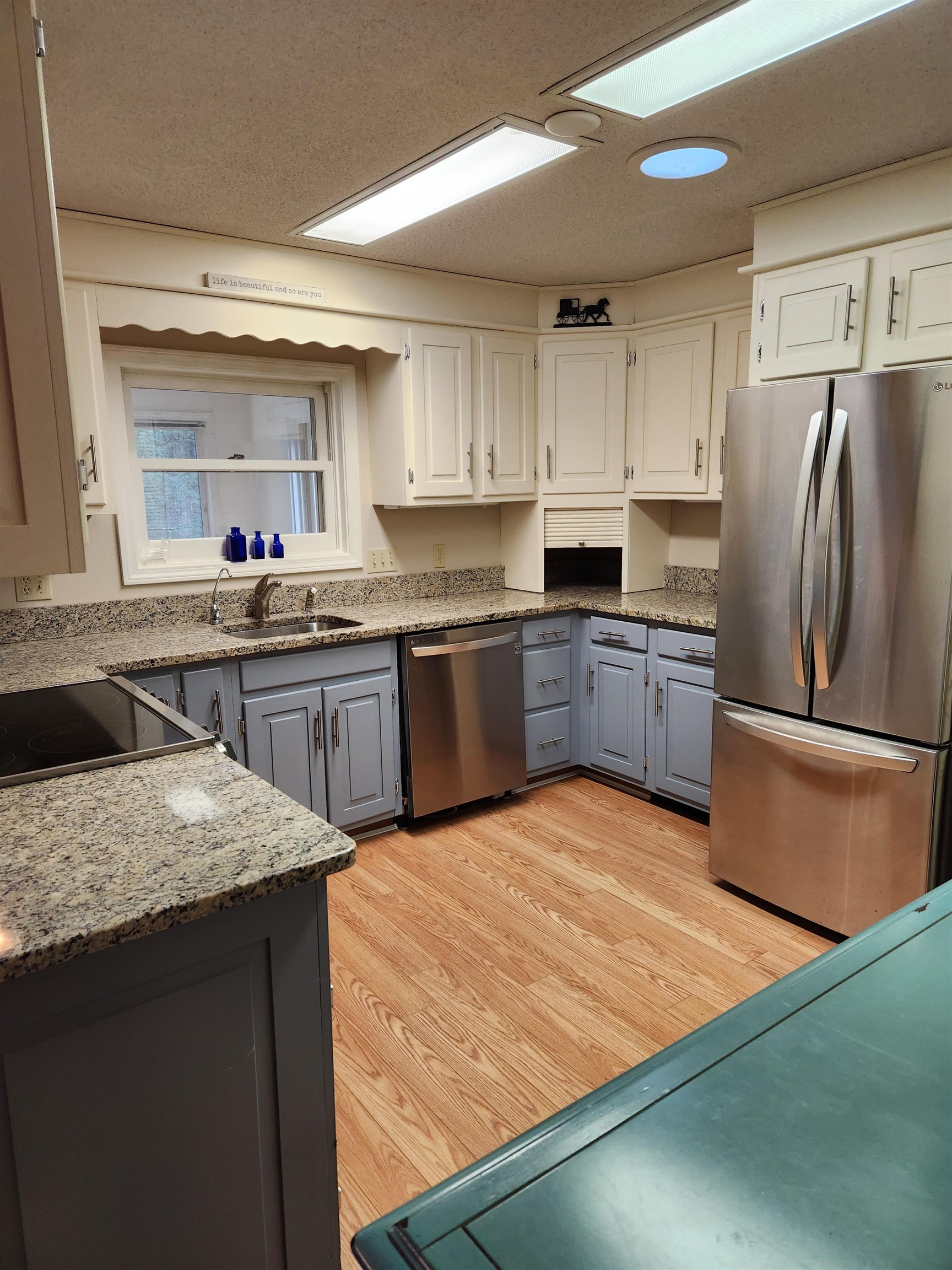 8 Laurel Circle Wolfeboro, NH 03894 - Photo 23 of 39