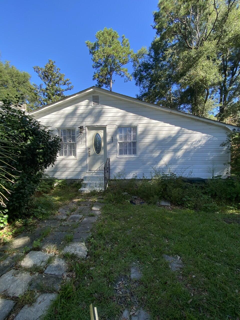 495 Hampton Street Walterboro, SC 29488 - Photo 39 of 53 Hampton 17