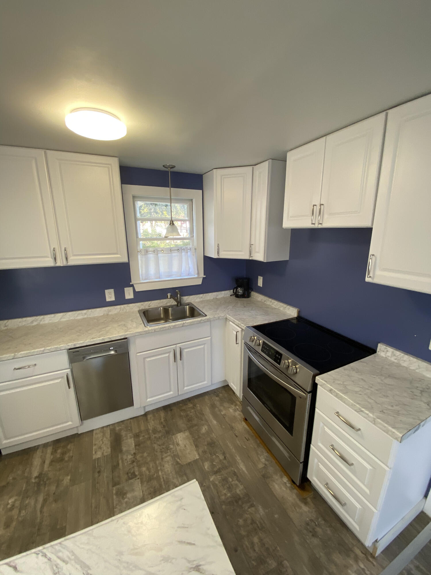 495 Hampton Street Walterboro, SC 29488 - Photo 42 of 53 49