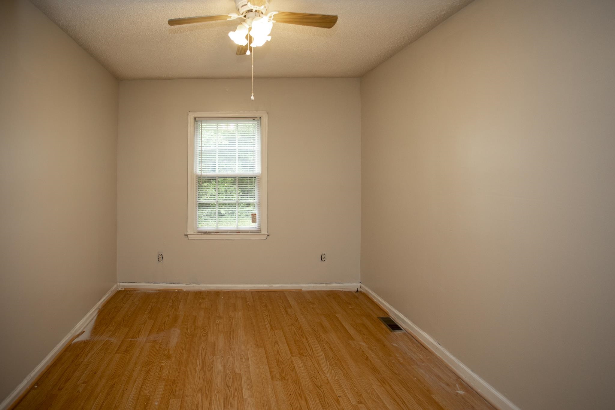 210 Sutton Road Spartanburg, SC 29302 - Photo 25 of 34 Gallery Image 25
