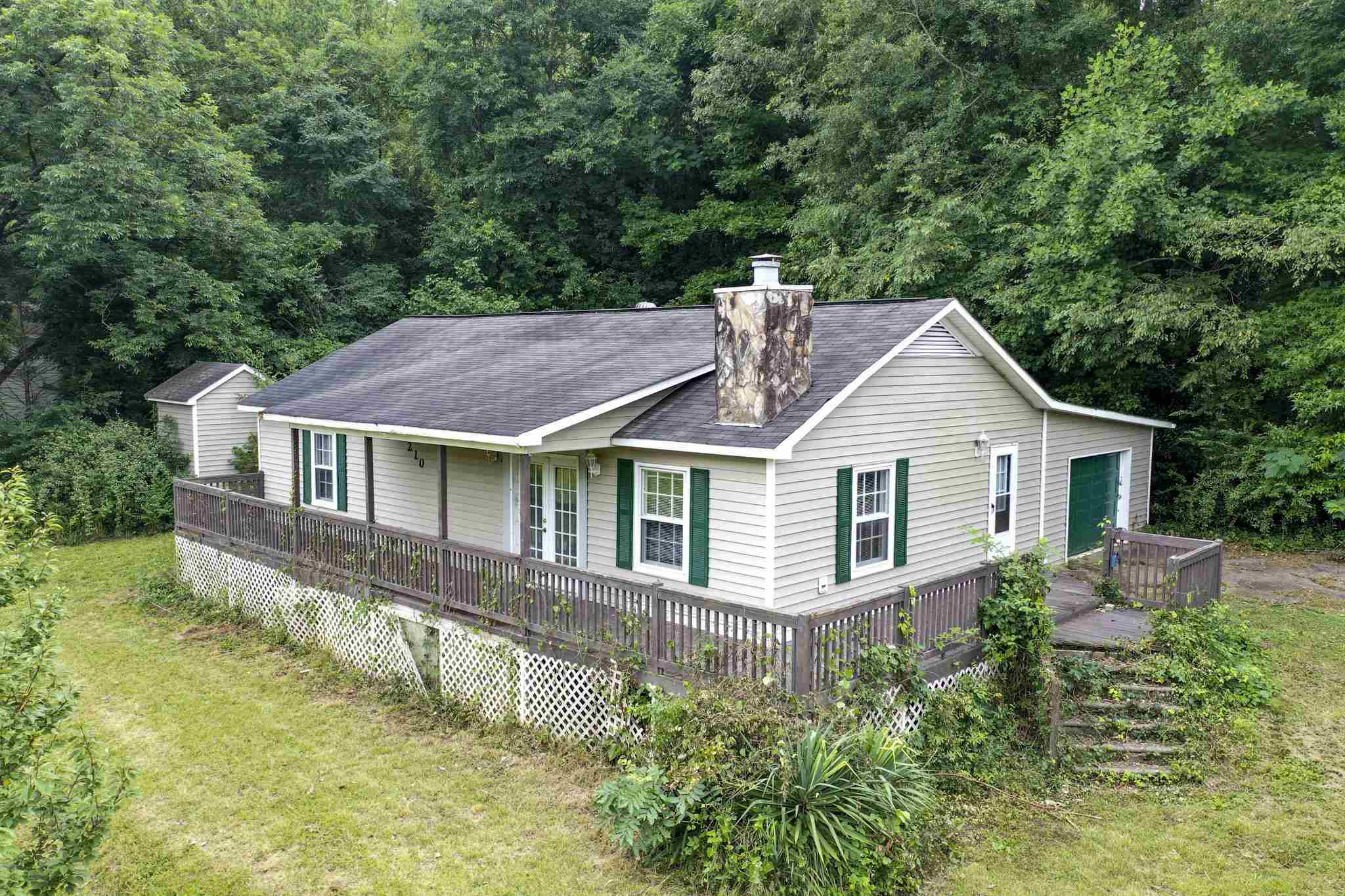 210 Sutton Road Spartanburg, SC 29302 - Photo 3 of 34 Gallery Image 3