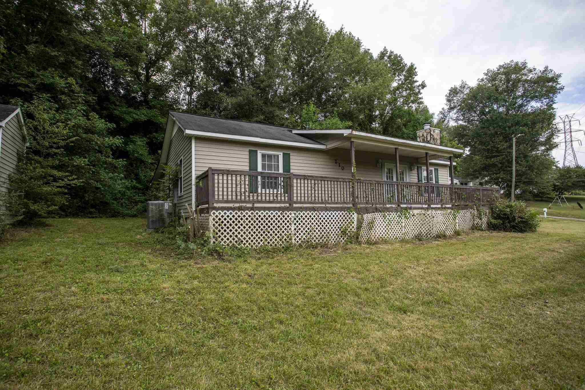 210 Sutton Road Spartanburg, SC 29302 - Photo 7 of 34 Gallery Image 7