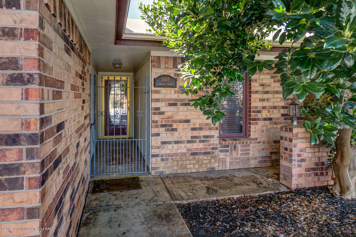 5105 Navajo Trail Amarillo, TX 79110 - Photo 2 of 20 Entry