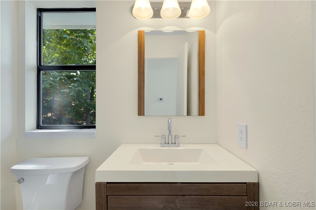 135 Seminole Road Sunrise Beach, MO 65079 - Photo 18 of 41 Main level bathroom