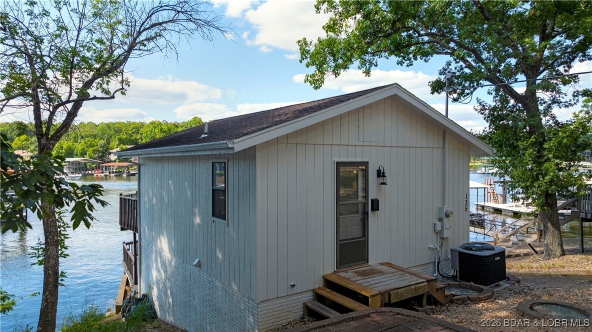 135 Seminole Road Sunrise Beach, MO 65079 - Photo 29 of 41 Front of house