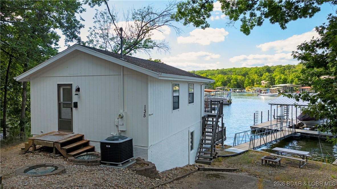 135 Seminole Road Sunrise Beach, MO 65079 - Photo 31 of 41 front of house